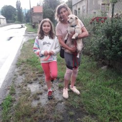 Nalezená Klea s tetou ze spolku